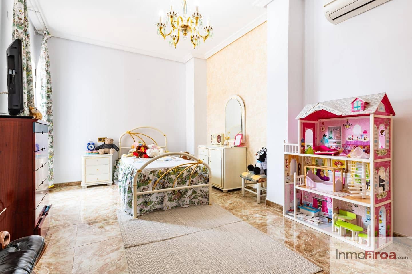 5 quarto Moradia para venda em L'Eliana com piscina garagem - 1 198 000 € (Ref: 9815149)