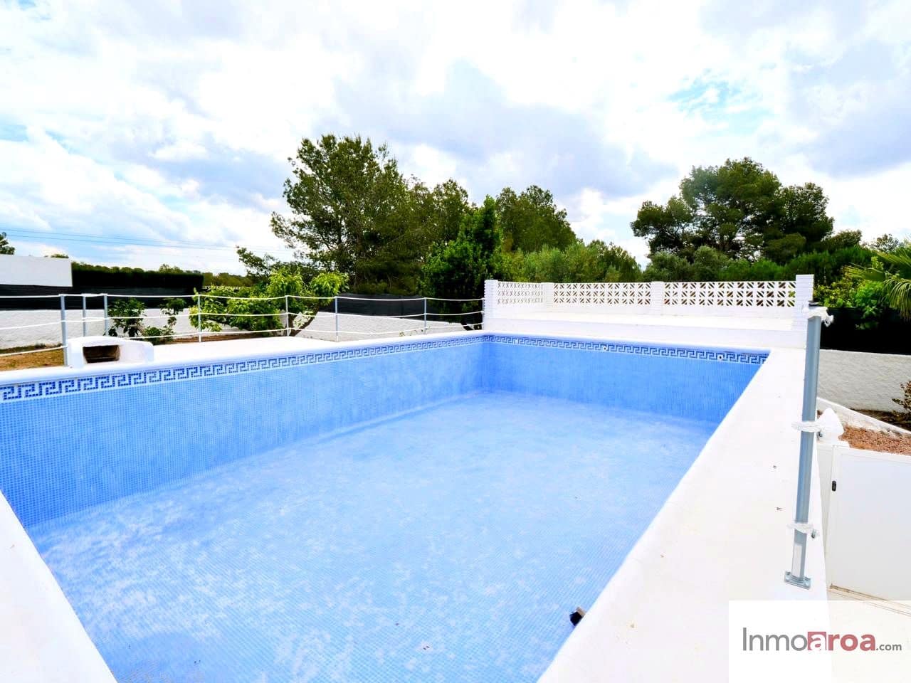 3 soveværelse Villa til salg i Betera med swimmingpool - € 350.000 (Ref: 9821528)