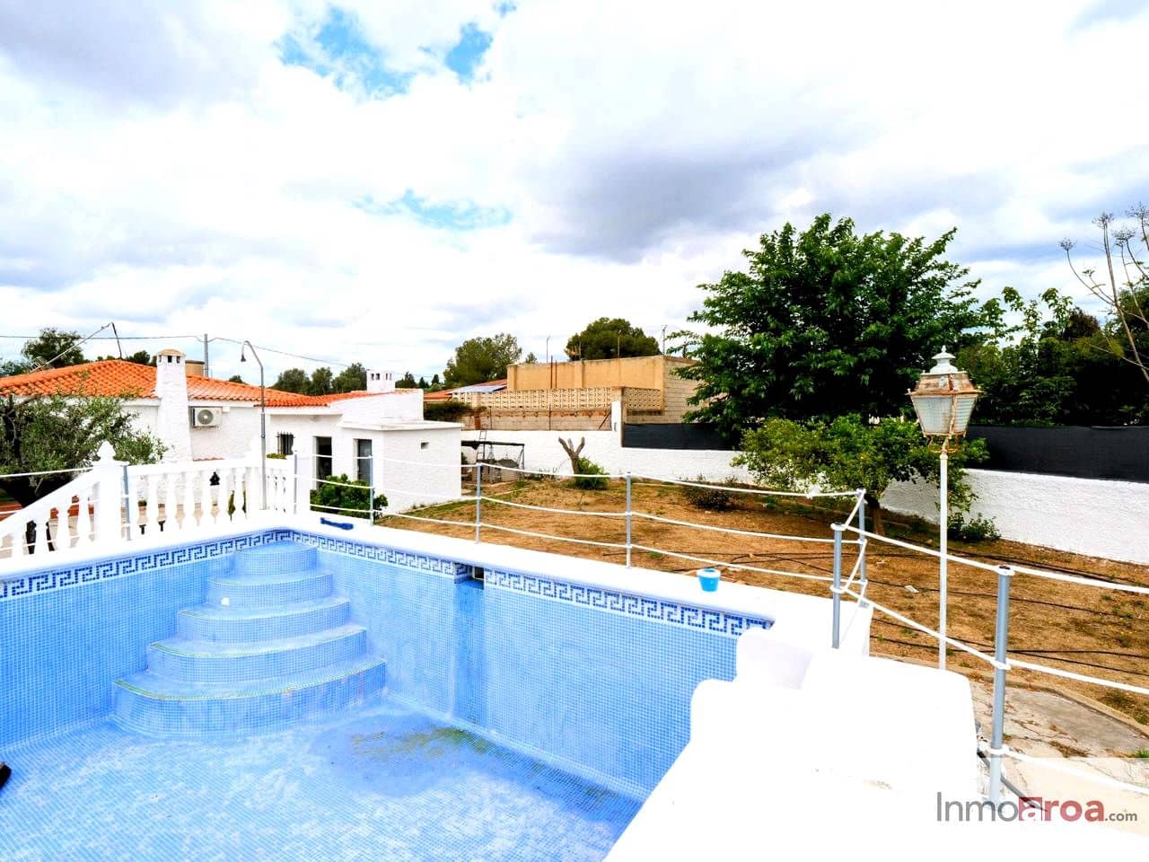 3 soveværelse Villa til salg i Betera med swimmingpool - € 350.000 (Ref: 9821528)