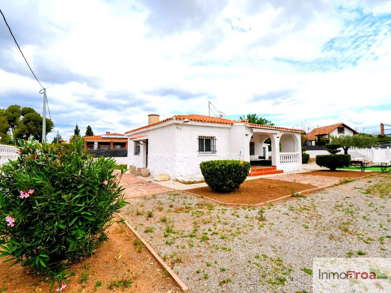 3 soveværelse Villa til salg i Betera med swimmingpool - € 350.000 (Ref: 9821528)