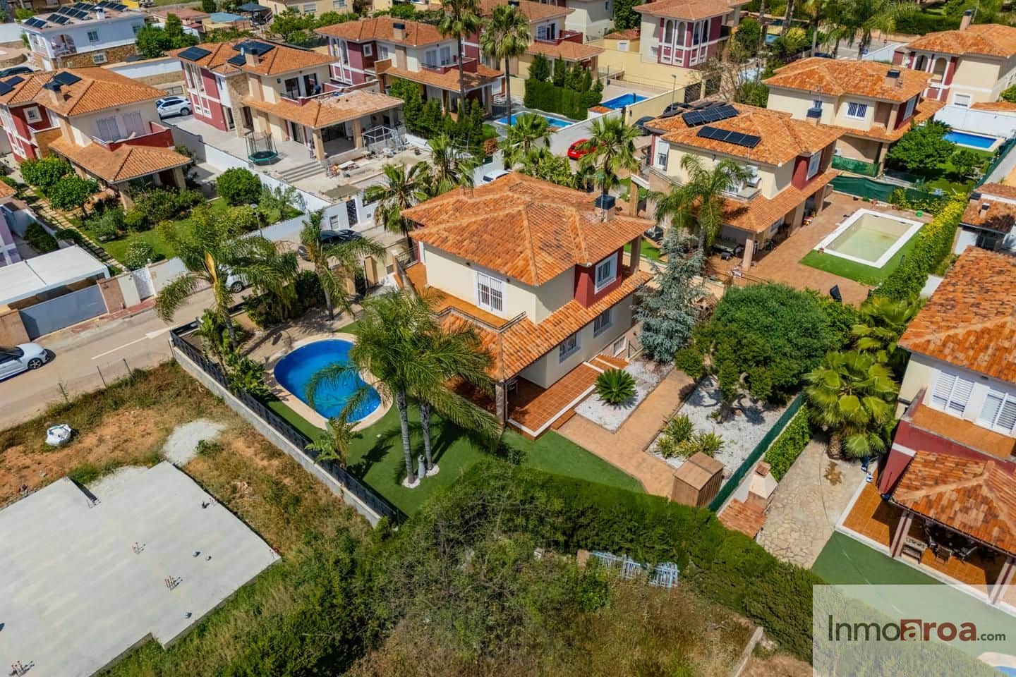 4 soveværelse Villa til salg i Betera med swimmingpool garage - € 590.000 (Ref: 9825826)