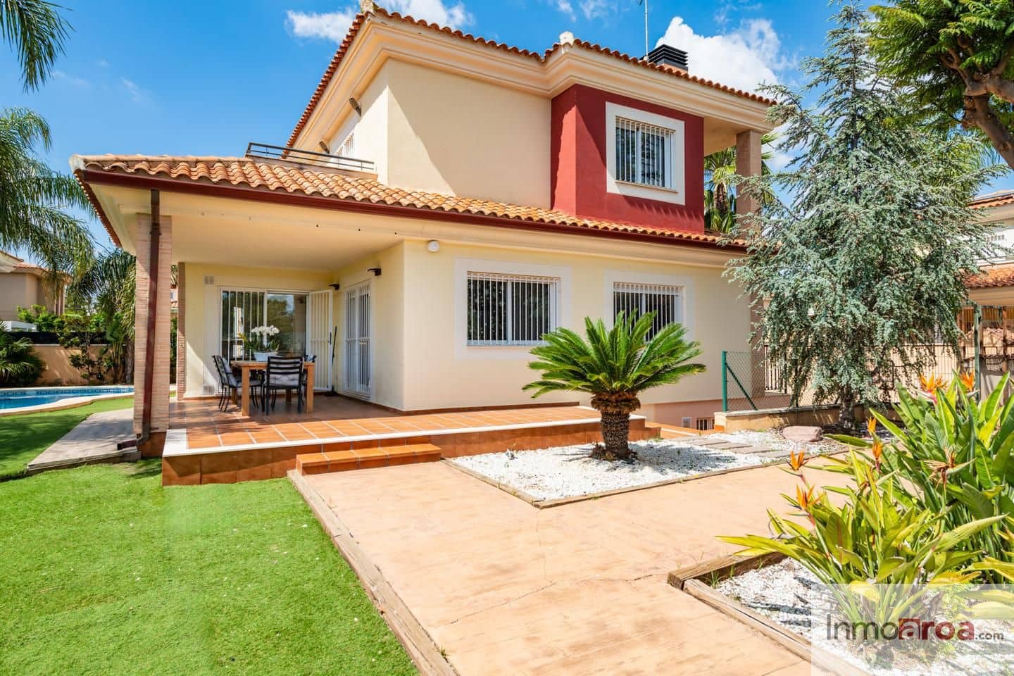 4 soveværelse Villa til salg i Betera med swimmingpool garage - € 590.000 (Ref: 9825826)