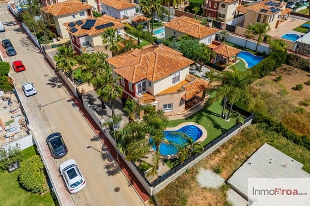 4 soveværelse Villa til salg i Bétera med swimmingpool garage - € 590.000 (Ref: 9825826)