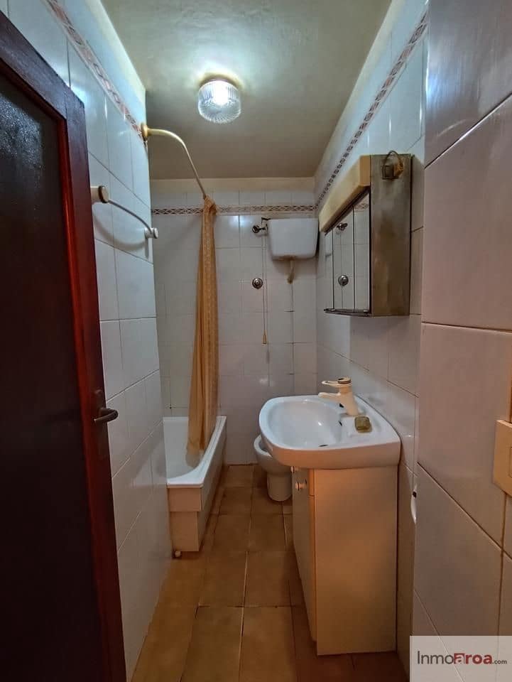 5 bedroom Villa for sale in Gatova with garage - € 80,000 (Ref: 9826140)