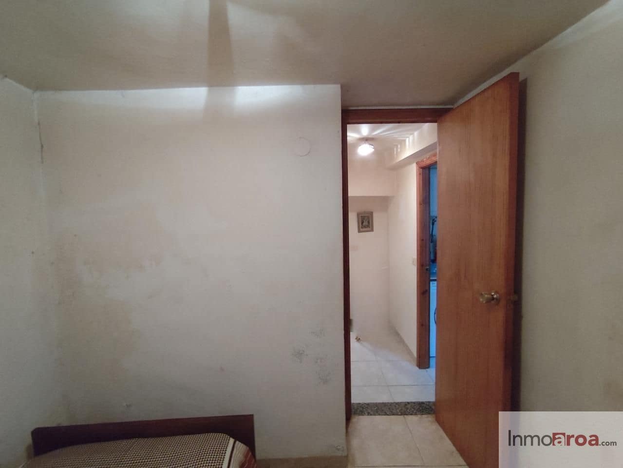 5 bedroom Villa for sale in Gatova with garage - € 80,000 (Ref: 9826140)