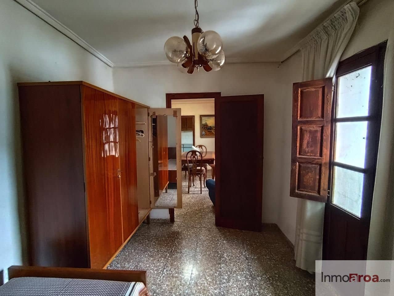 5 bedroom Villa for sale in Gatova with garage - € 80,000 (Ref: 9826140)