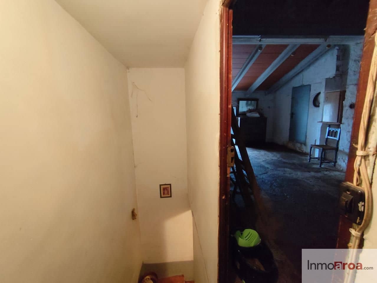 5 bedroom Villa for sale in Gatova with garage - € 80,000 (Ref: 9826140)