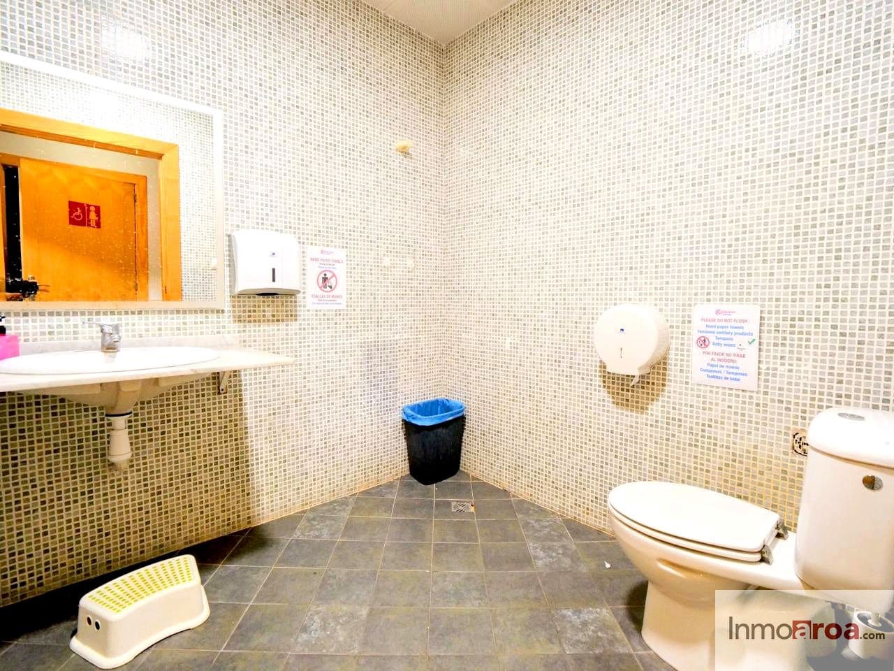4 bedroom Business for rent in Valencia city - € 4,500 (Ref: 9834861)