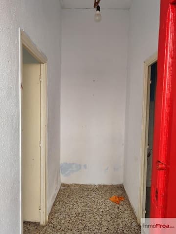 4 bedroom Villa for sale in Casas-Ibáñez - € 139,000 (Ref: 9856274)