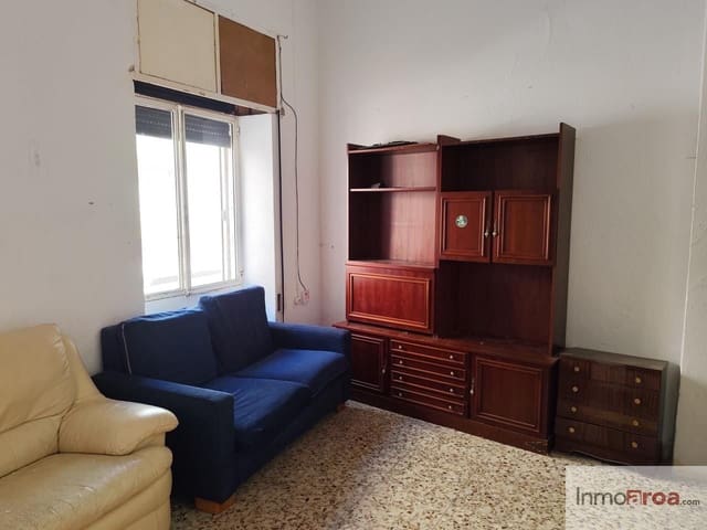 4 bedroom Villa for sale in Casas-Ibáñez - € 139,000 (Ref: 9856274)