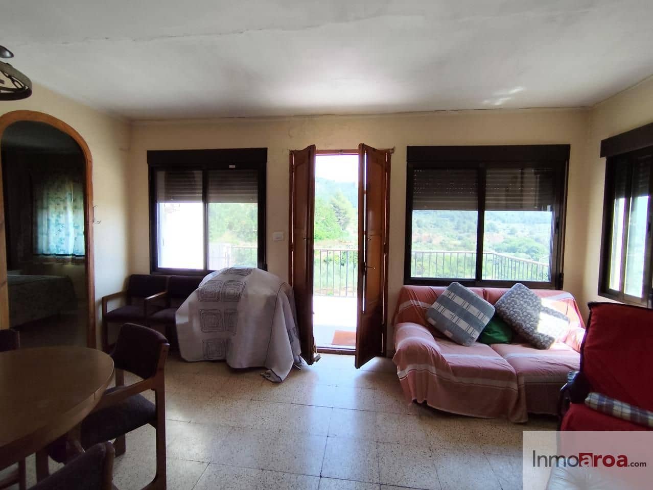 3 bedroom Villa for sale in Gatova with pool garage - € 140,000 (Ref: 9875823)
