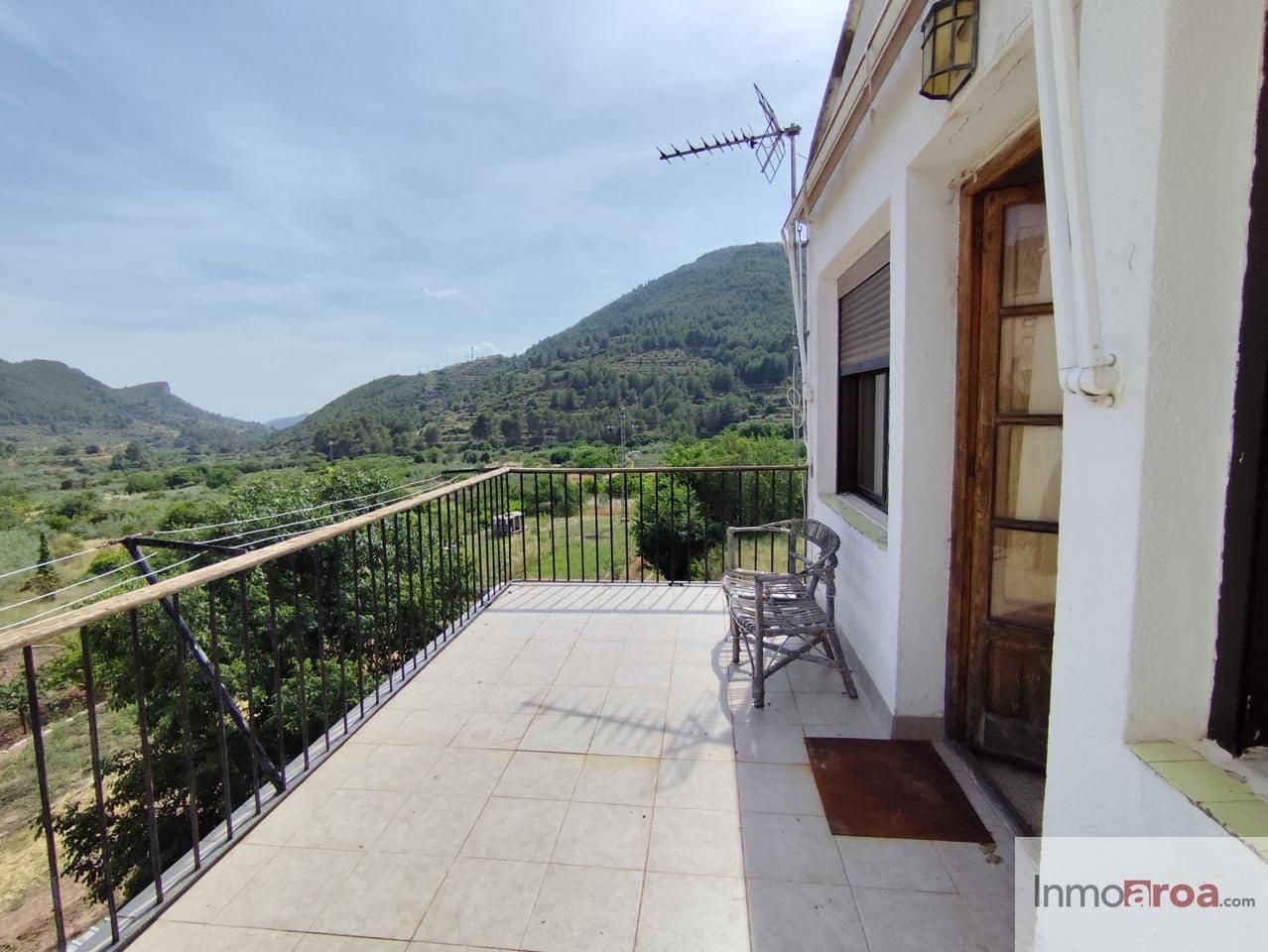 3 bedroom Villa for sale in Gatova with pool garage - € 140,000 (Ref: 9875823)