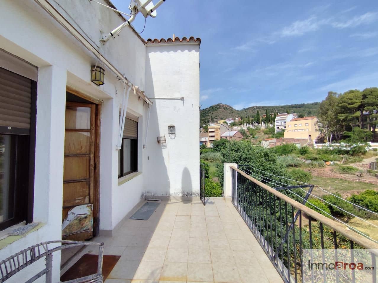 3 bedroom Villa for sale in Gatova with pool garage - € 140,000 (Ref: 9875823)