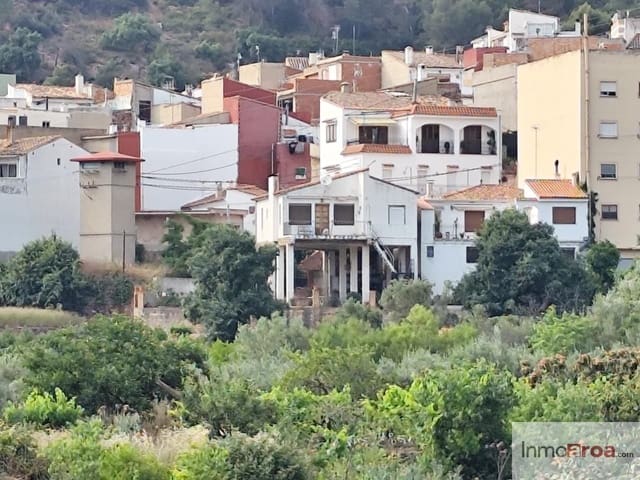 3 camera da letto Villa in vendita in Gatova con piscina garage - 140.000 € (Rif: 9875823)