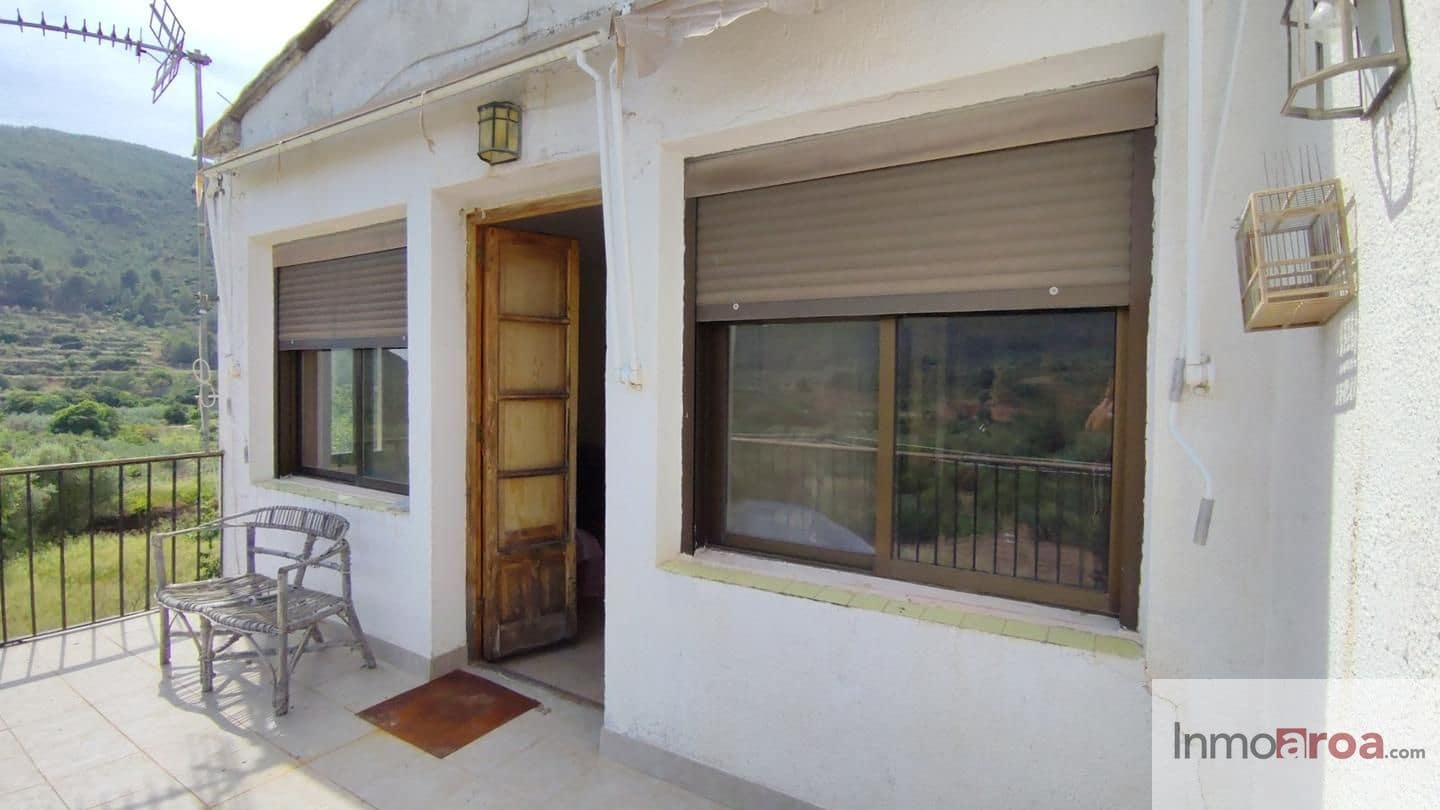 3 bedroom Villa for sale in Gatova with pool garage - € 140,000 (Ref: 9875823)