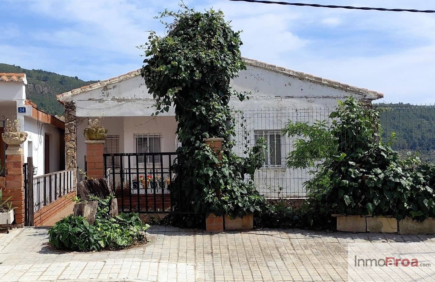 3 bedroom Villa for sale in Gatova with pool garage - € 140,000 (Ref: 9875823)