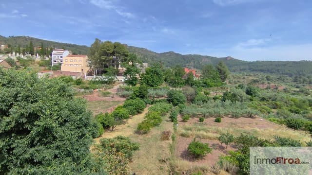 3 camera da letto Villa in vendita in Gatova con piscina garage - 140.000 € (Rif: 9875823)