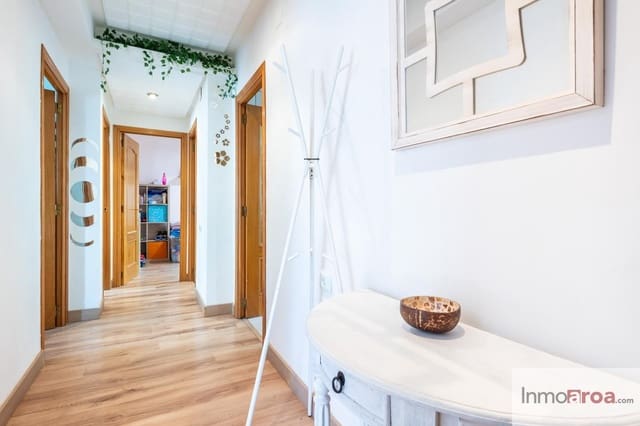 3 bedroom Flat for sale in L'Eliana - € 249,000 (Ref: 9889474)