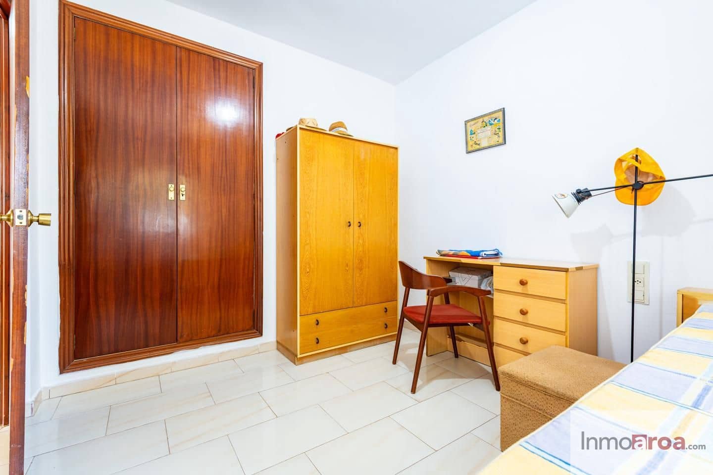 Chalet de 4 habitaciones en València ciudad en venta - 590.000 € (Ref: 9893102)