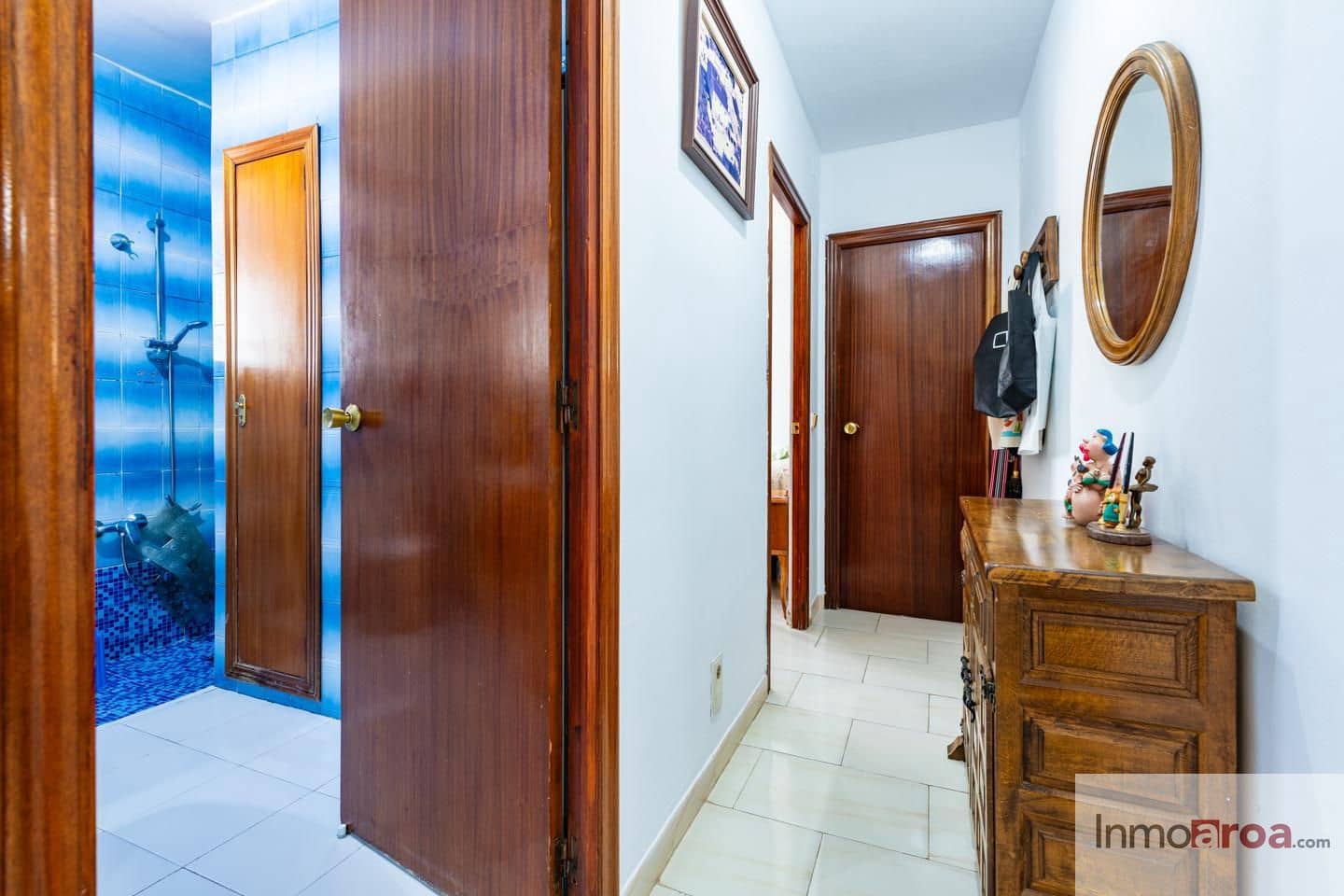 Chalet de 4 habitaciones en València ciudad en venta - 590.000 € (Ref: 9893102)