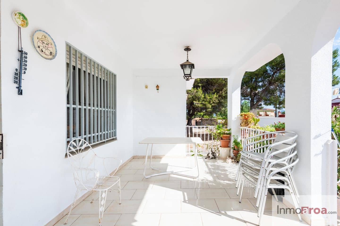Chalet de 4 habitaciones en València ciudad en venta - 590.000 € (Ref: 9893102)