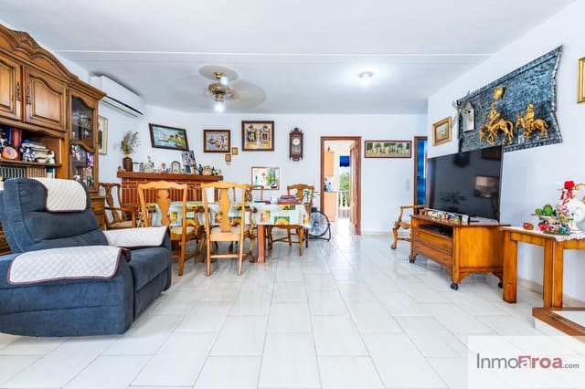 4 bedroom Villa for sale in Valencia city - € 590,000 (Ref: 9893102)