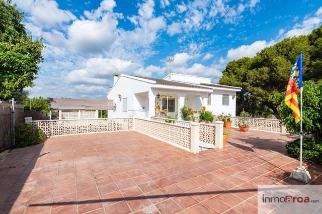 4 bedroom Villa for sale in Valencia city - € 590,000 (Ref: 9893102)