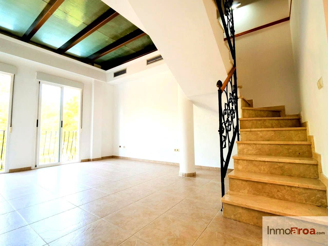 3 bedroom Flat for sale in Betera with garage - € 320,000 (Ref: 9914883)