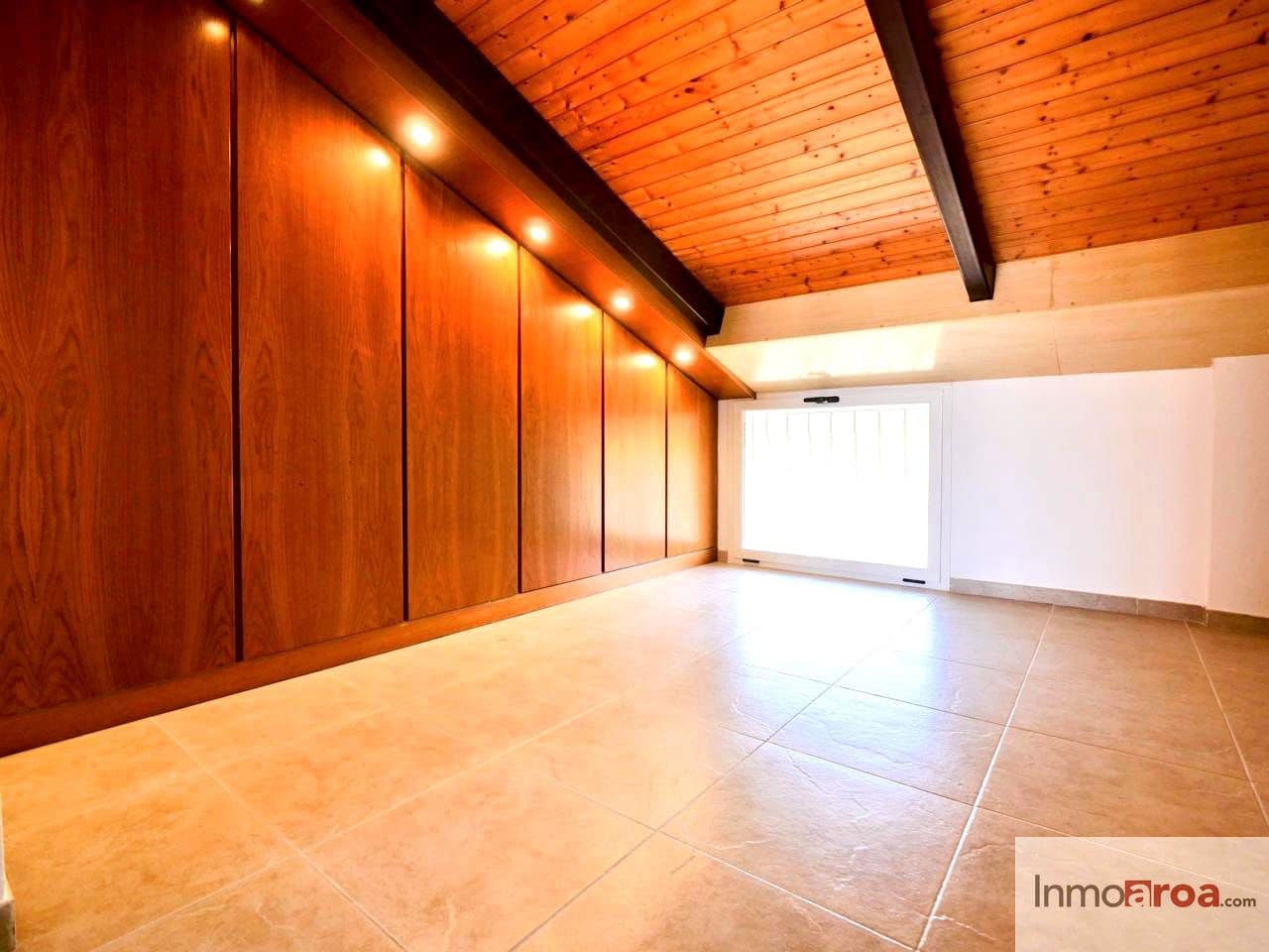 3 bedroom Flat for sale in Betera with garage - € 320,000 (Ref: 9914883)
