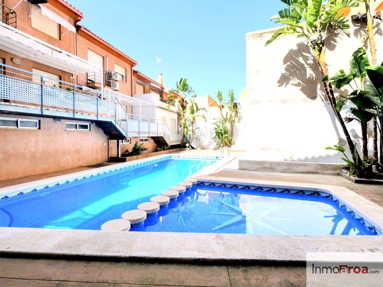 3 bedroom Villa for sale in Gilet with pool garage - € 250,000 (Ref: 9921113)