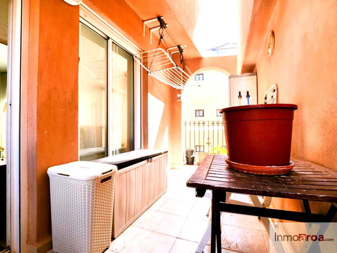 3 bedroom Villa for sale in Gilet with pool garage - € 250,000 (Ref: 9921113)