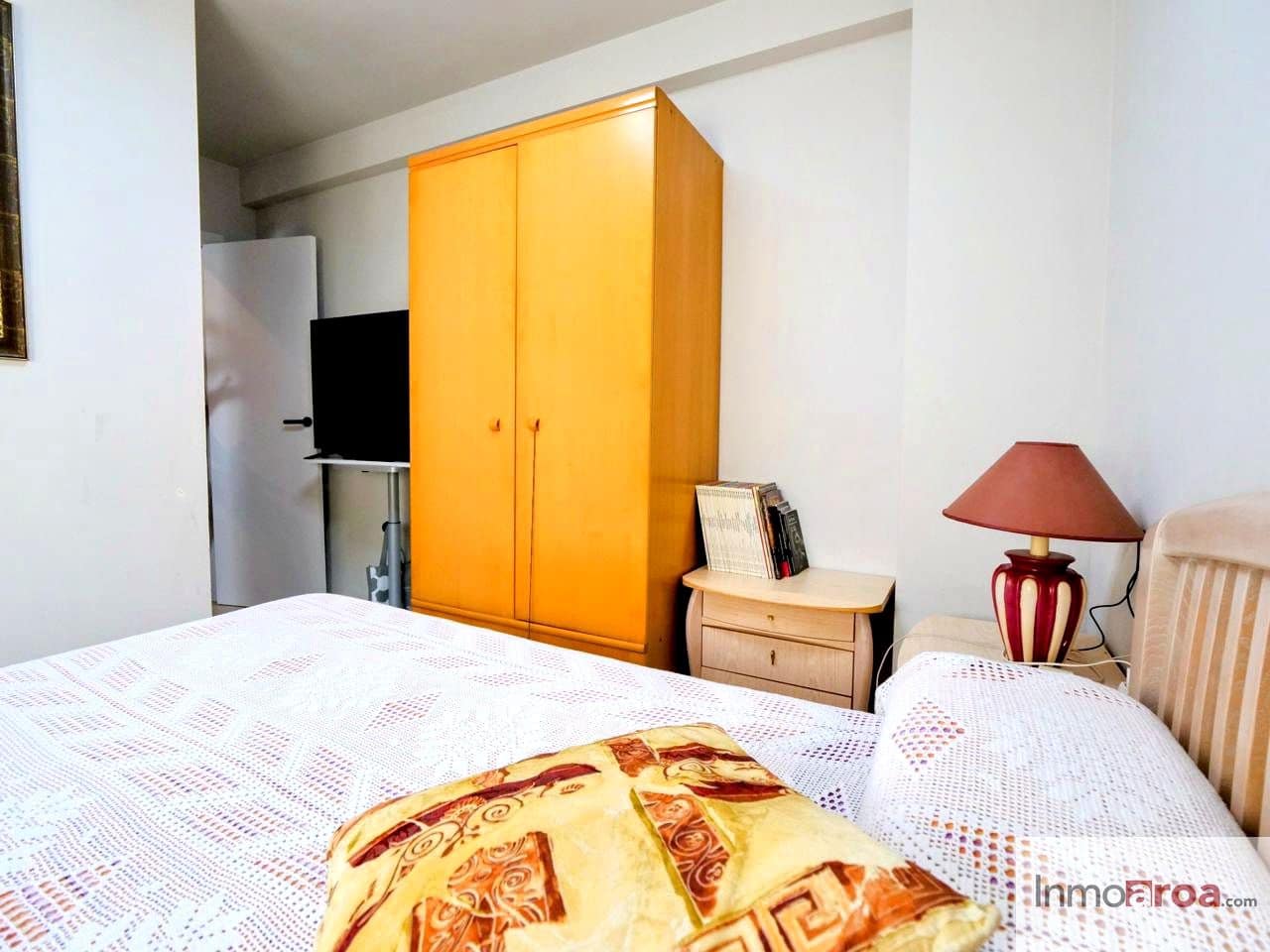 3 bedroom Villa for sale in Gilet with pool garage - € 250,000 (Ref: 9921113)