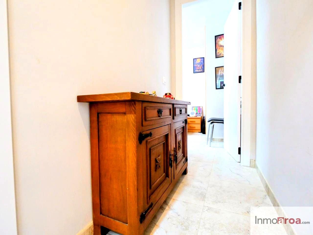 3 bedroom Villa for sale in Gilet with pool garage - € 250,000 (Ref: 9921113)