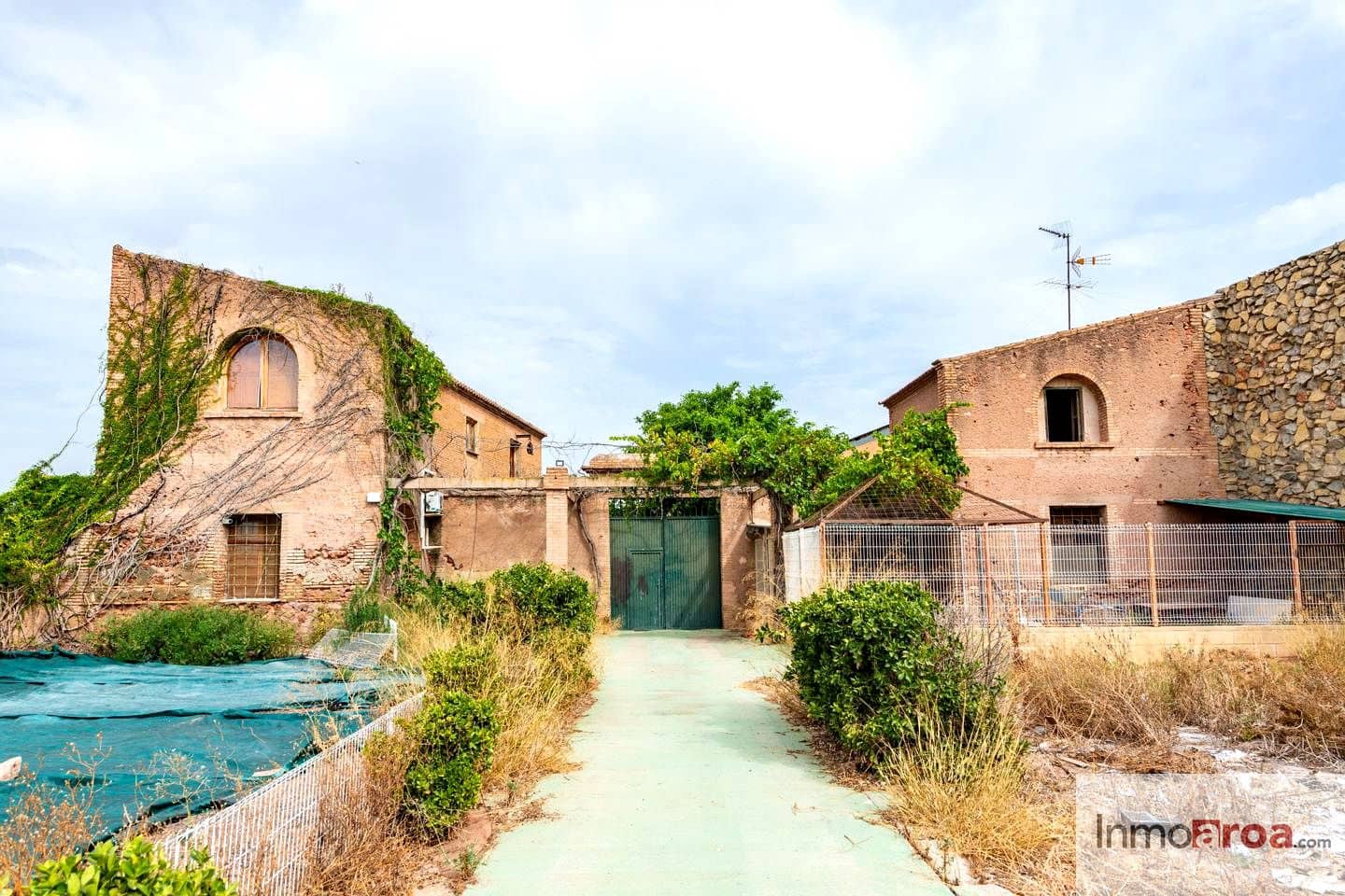 10 bedroom Villa for sale in Betera with pool - € 1,000,000 (Ref: 9974414)