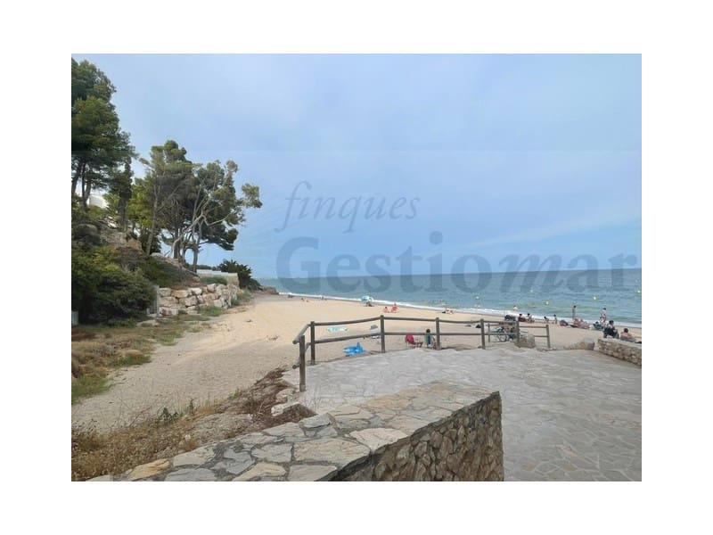 Apartamento de 3 habitaciones en Miami Playa / Miami Platja en venta con piscina garaje - 329.000 € (Ref: 10025367)