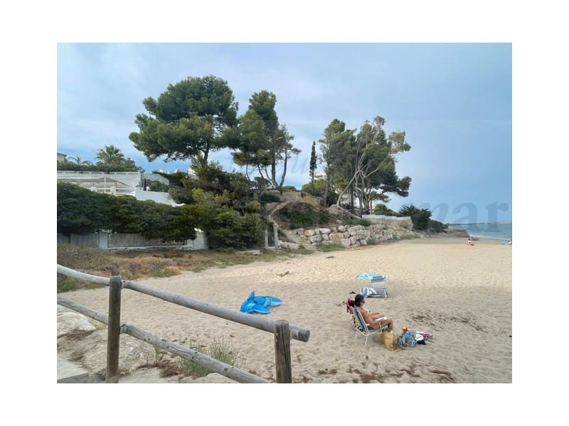 Apartamento de 3 habitaciones en Miami Playa / Miami Platja en venta con piscina garaje - 329.000 € (Ref: 10025367)