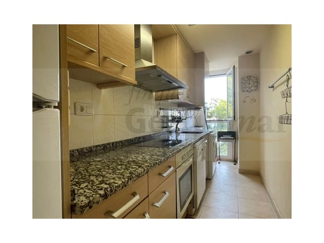 Apartamento de 3 habitaciones en Miami Playa / Miami Platja, Mont-roig del Camp en venta con piscina garaje - 329.000 € (Ref: 10025367)