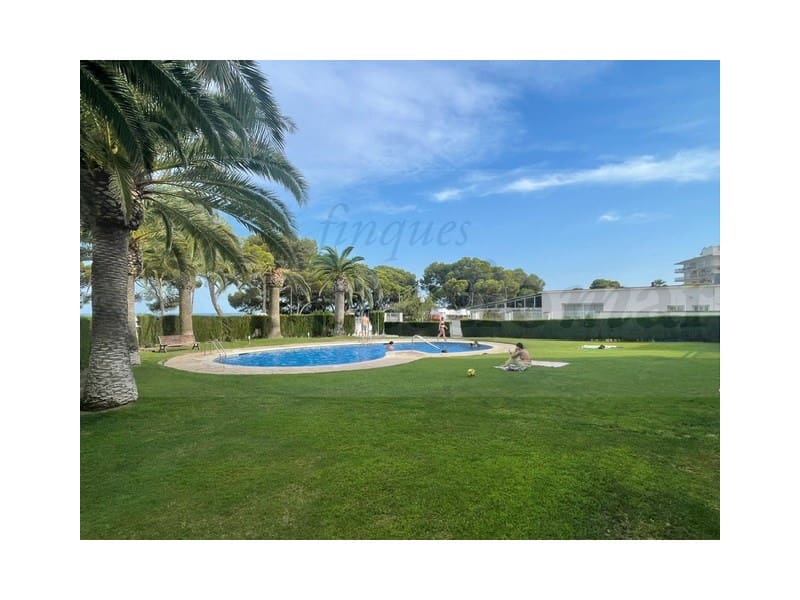 Apartamento de 3 habitaciones en Miami Playa / Miami Platja en venta con piscina garaje - 329.000 € (Ref: 10025367)
