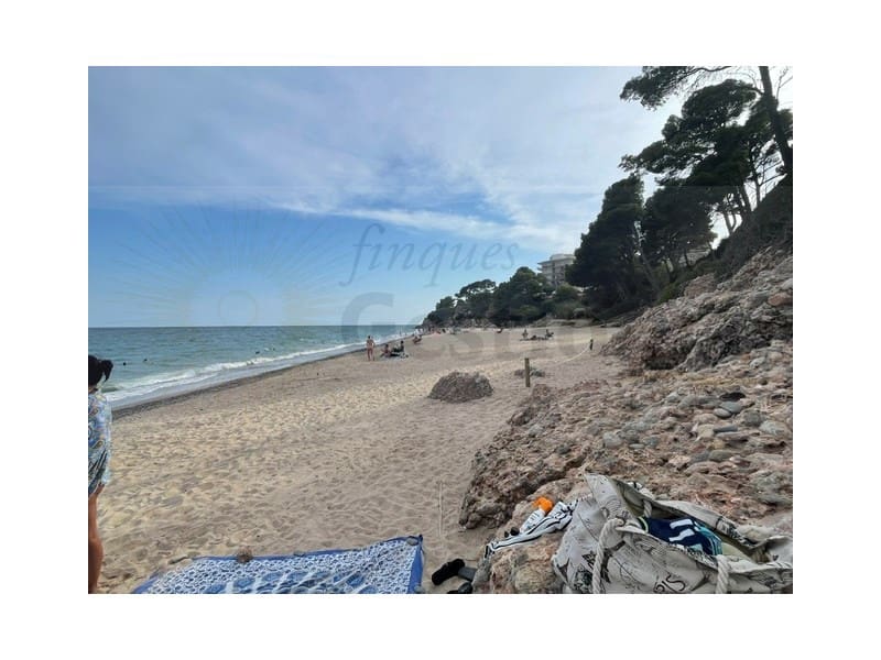Apartamento de 3 habitaciones en Miami Playa / Miami Platja en venta con piscina garaje - 329.000 € (Ref: 10025367)