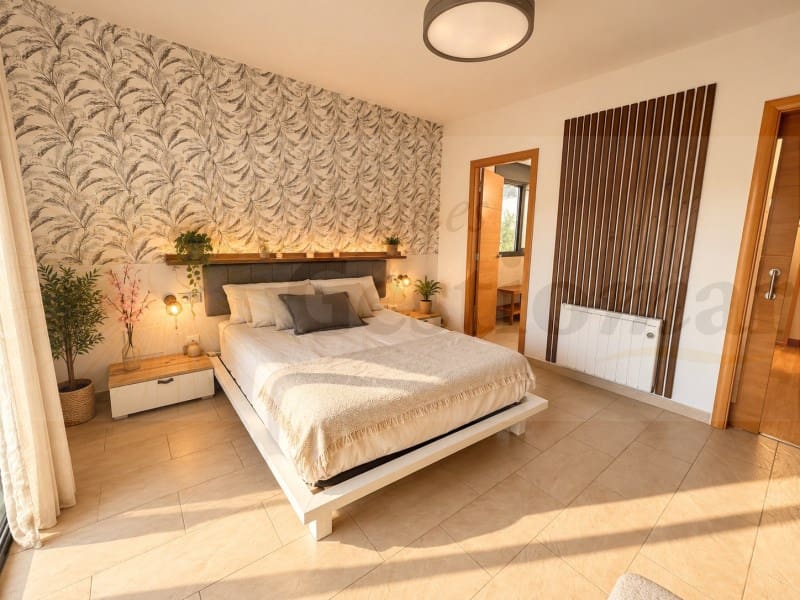 5 chambre Villa/Maison à vendre à Riudecanyes avec piscine garage - 695 000 € (Ref: 10135932)