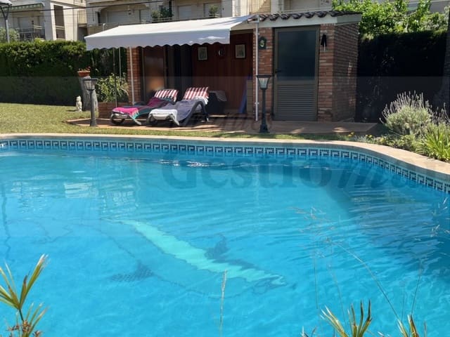 4 soveværelse Villa til salg i Cambrils med garage - € 745.000 (Ref: 9130997)