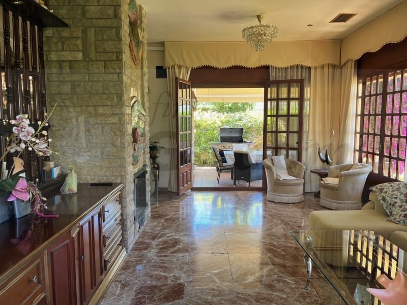 4 soveværelse Villa til salg i Cambrils med garage - € 745.000 (Ref: 9130997)