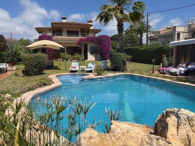 4 soveværelse Villa til salg i Cambrils med garage - € 745.000 (Ref: 9130997)