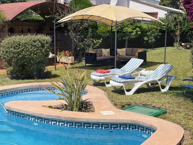 4 soveværelse Villa til salg i Cambrils med garage - € 745.000 (Ref: 9130997)