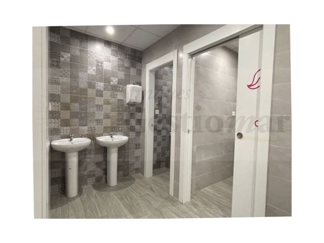 Commercieel te koop in Cambrils - € 330.000 (Ref: 9131003)