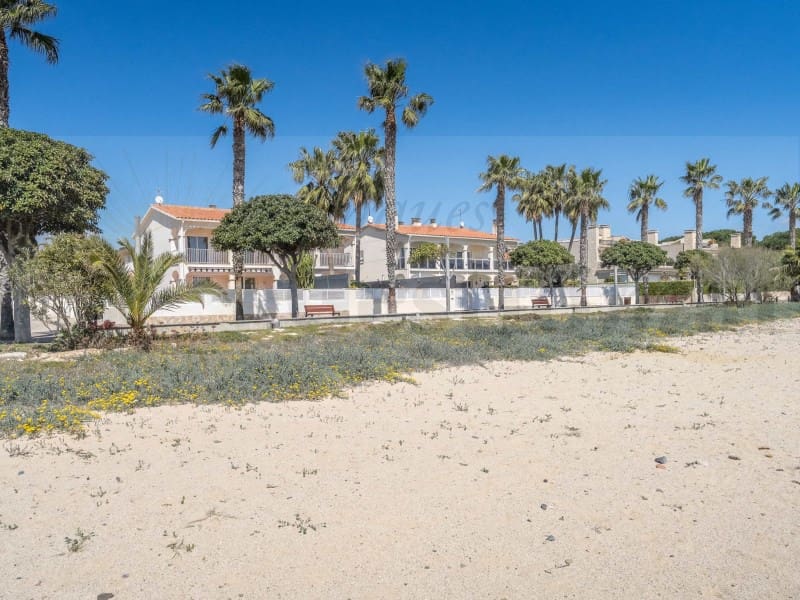 3 soverom Kjedet enebolig til salgs i Cambrils med garasje - € 1 250 000 (Ref: 9131005)