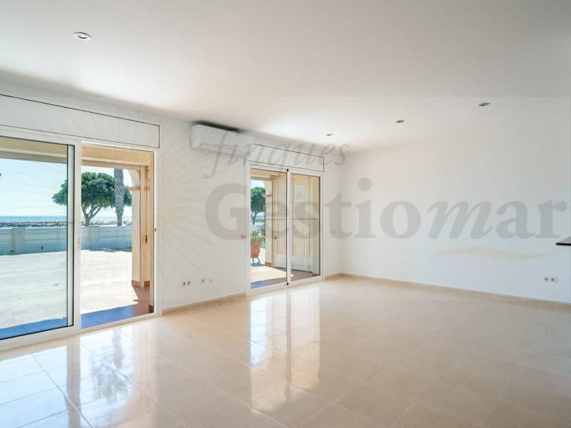 3 soverom Kjedet enebolig til salgs i Cambrils med garasje - € 1 250 000 (Ref: 9131005)