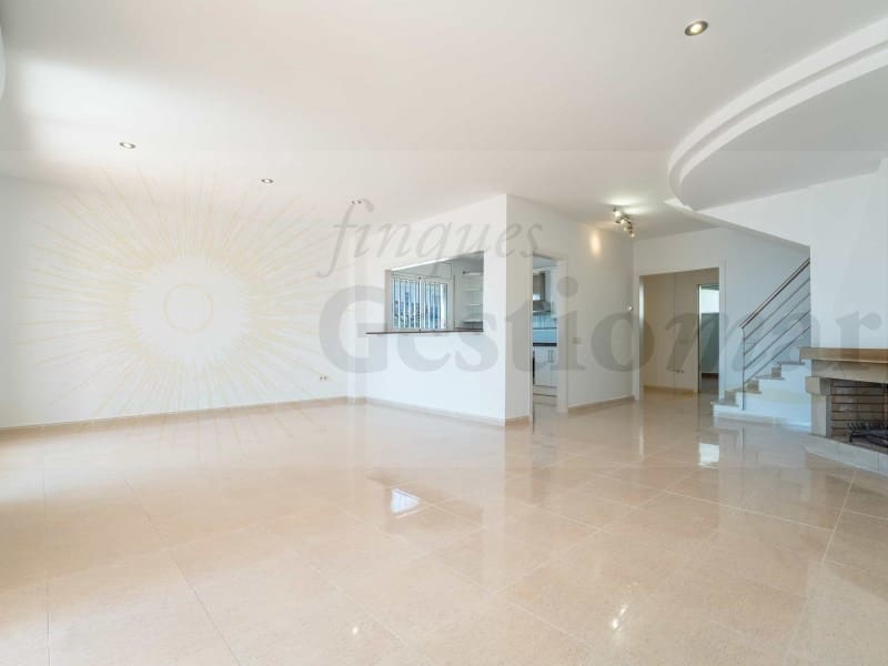 3 soverom Kjedet enebolig til salgs i Cambrils med garasje - € 1 250 000 (Ref: 9131005)