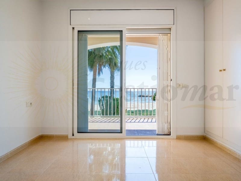 3 soverom Kjedet enebolig til salgs i Cambrils med garasje - € 1 250 000 (Ref: 9131005)