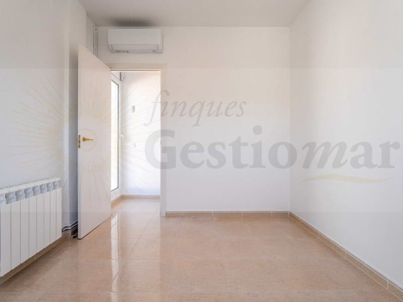 3 soverom Kjedet enebolig til salgs i Cambrils med garasje - € 1 250 000 (Ref: 9131005)